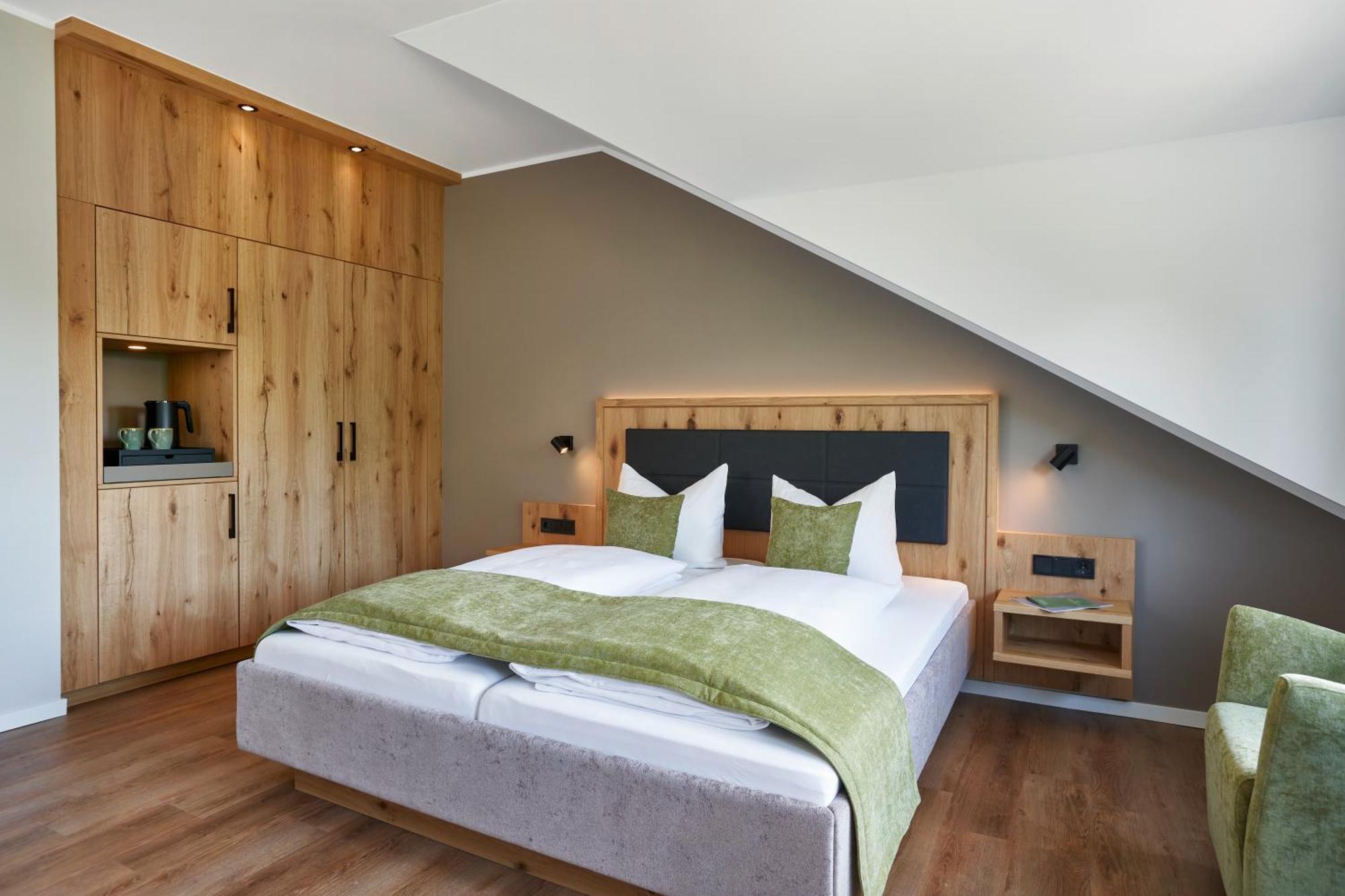Sporthotel Grafenwald Daun Bagian luar foto