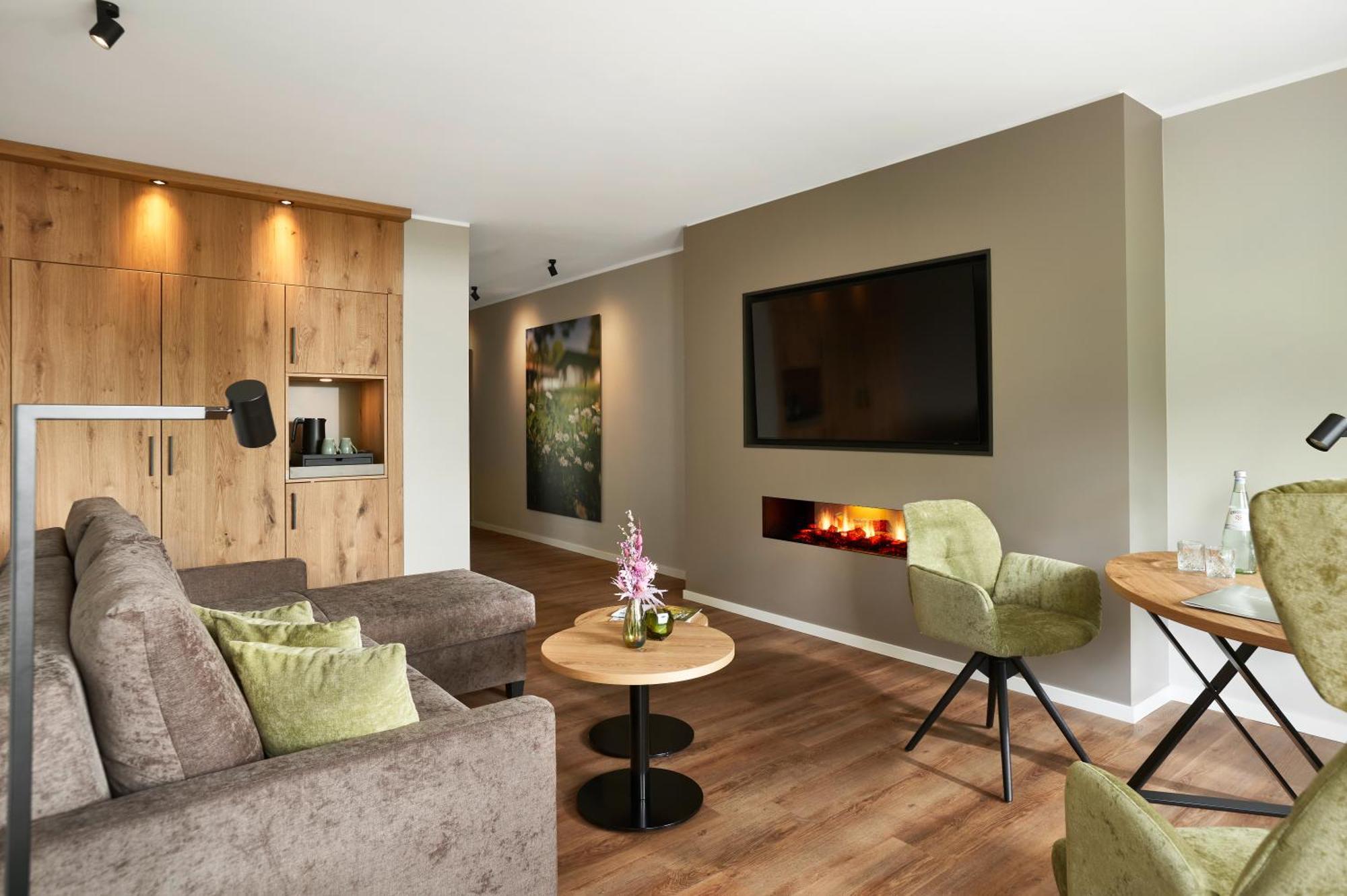 Sporthotel Grafenwald Daun Bagian luar foto